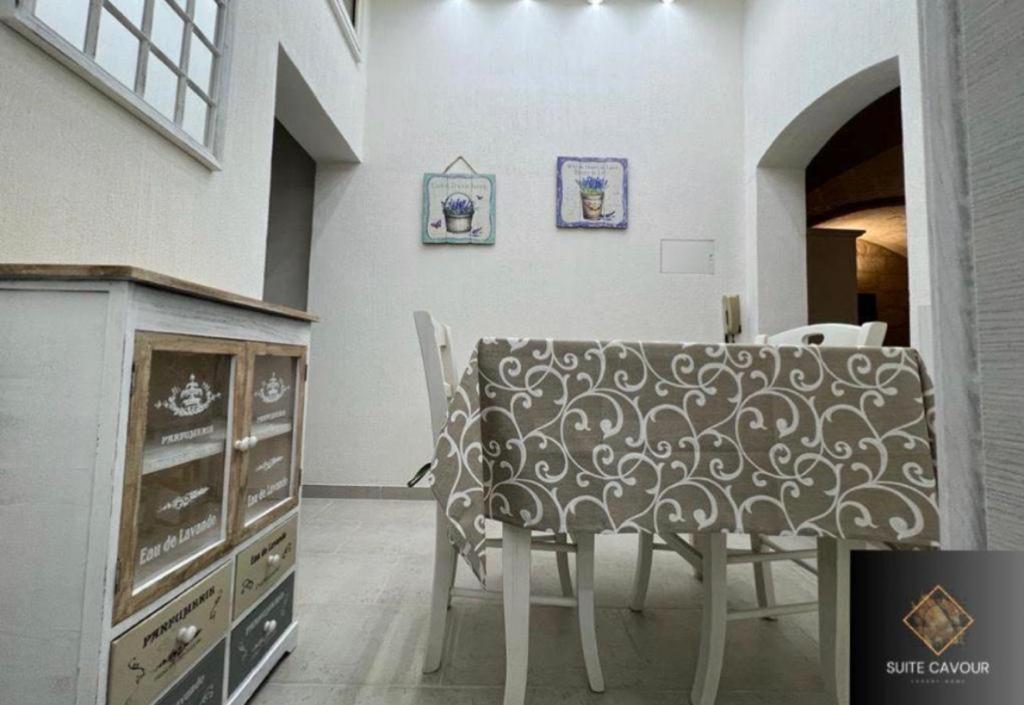 Suite Cavour Luxury Home タラント エクステリア 写真